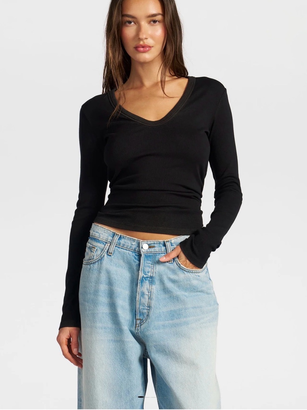 Cotton Citizen Women's Black V-Neck Long Sleeve Ribbed Top